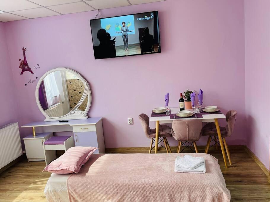 Lavender Luxury Apartment Oradea Εξωτερικό φωτογραφία