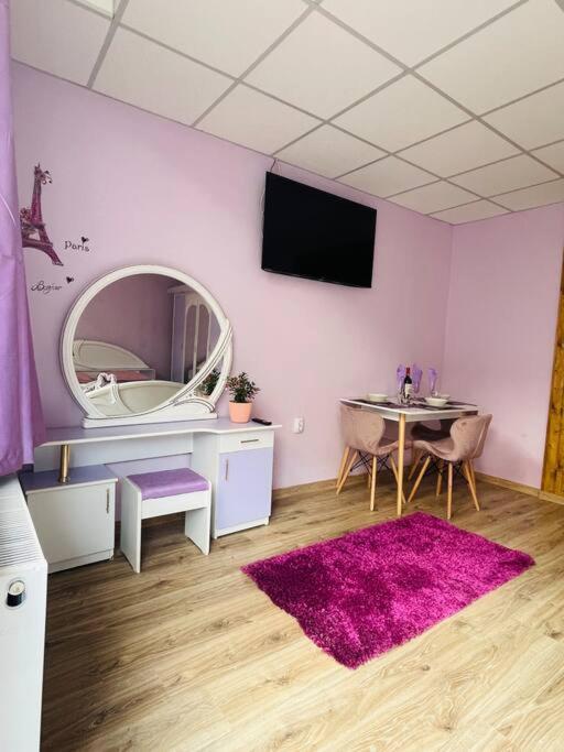 Lavender Luxury Apartment Oradea Εξωτερικό φωτογραφία
