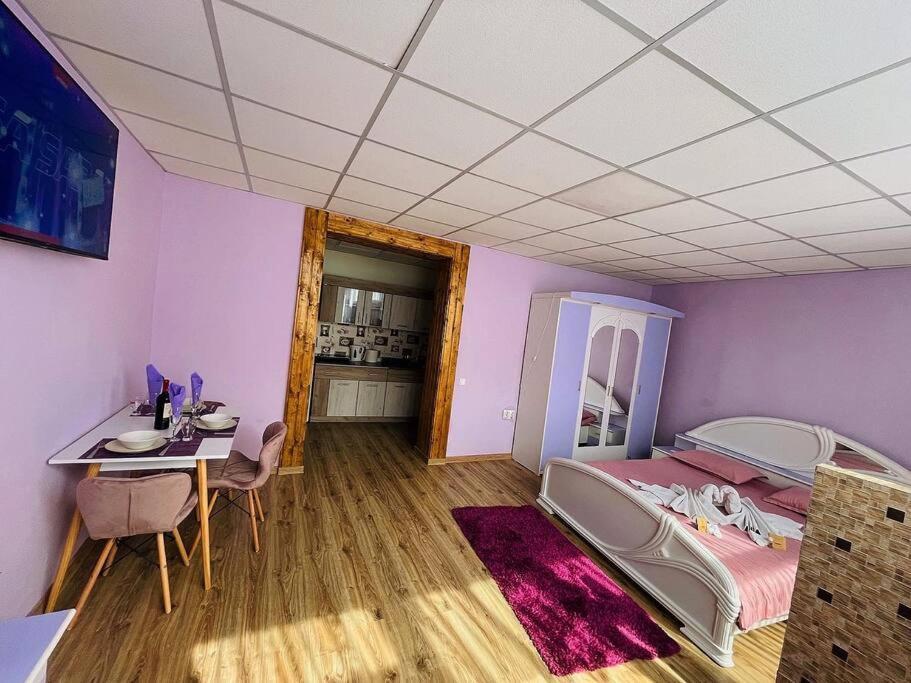Lavender Luxury Apartment Oradea Εξωτερικό φωτογραφία